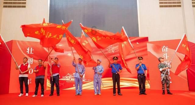 经济学家共论全球经济变局，中国有望继续贡献30%的全球经济增长
